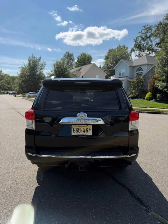 2011 Toyota 4Runner 5th Gen - Image 7 of 14