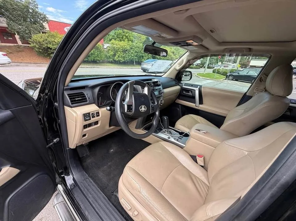 2011 Toyota 4Runner 5th Gen - Image 7 of 12