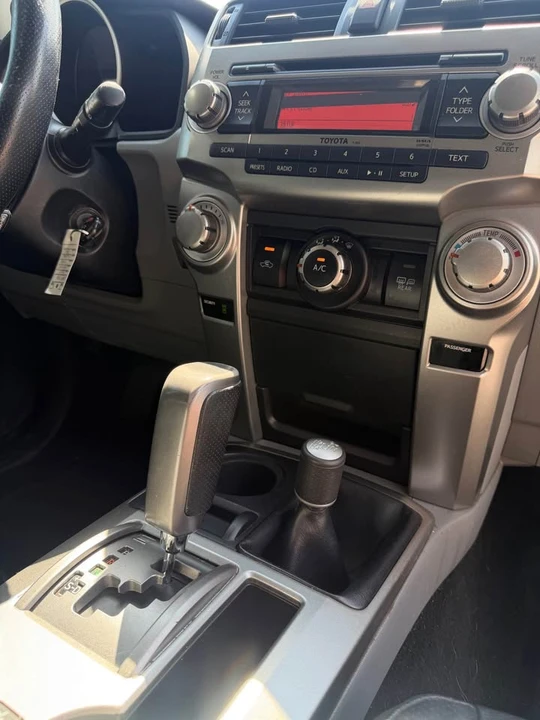 2011 Toyota 4Runner 5th Gen - Image 13 of 14