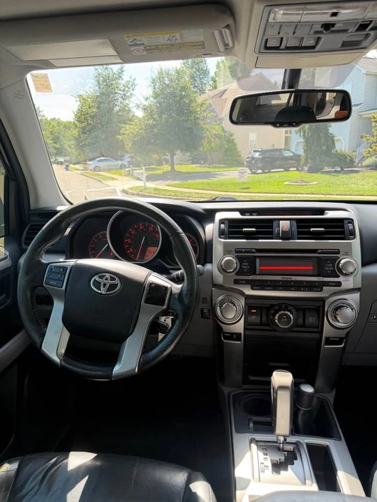2011 Toyota 4Runner 5th Gen - Image 9 of 14