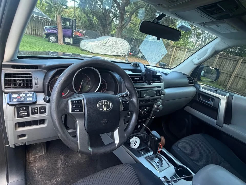 2011 Toyota 4Runner 5th Gen - Image 18 of 20
