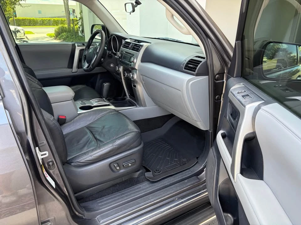 2011 Toyota 4Runner 5th Gen - Image 7 of 10
