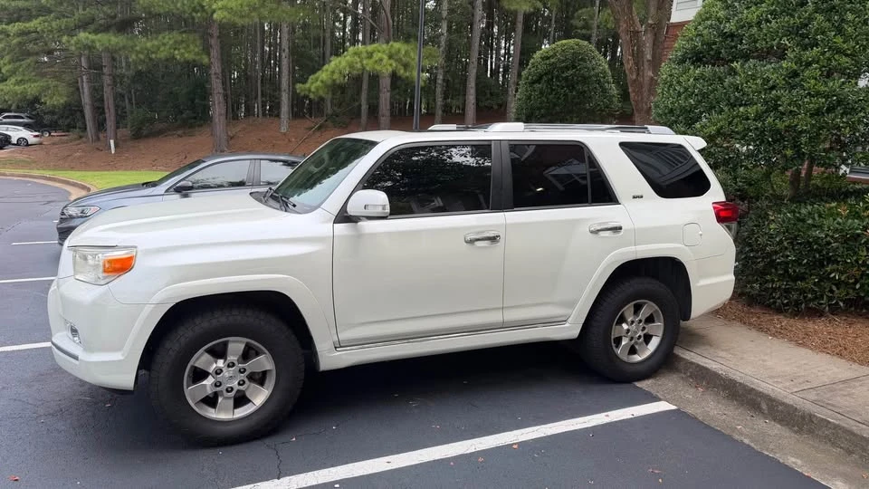 2011 Toyota 4Runner 5th Gen - Image 3 of 11