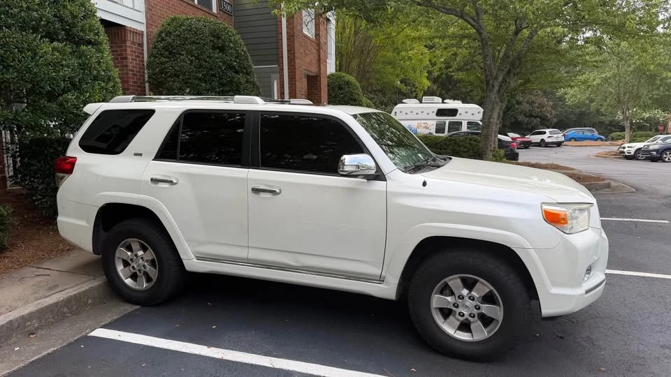 2011 Toyota 4Runner 5th Gen - Image 5 of 11