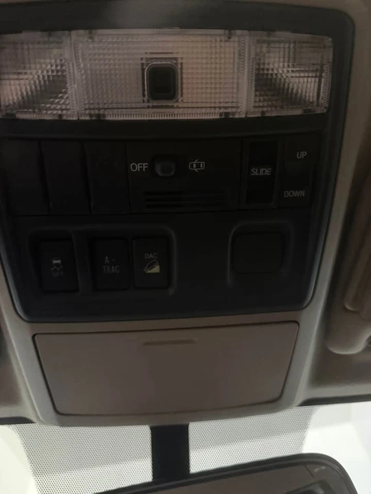2011 Toyota 4Runner 5th Gen - Image 14 of 17