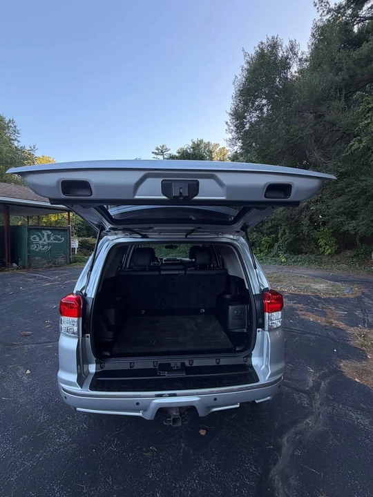 2011 Toyota 4Runner 5th Gen - Image 15 of 19