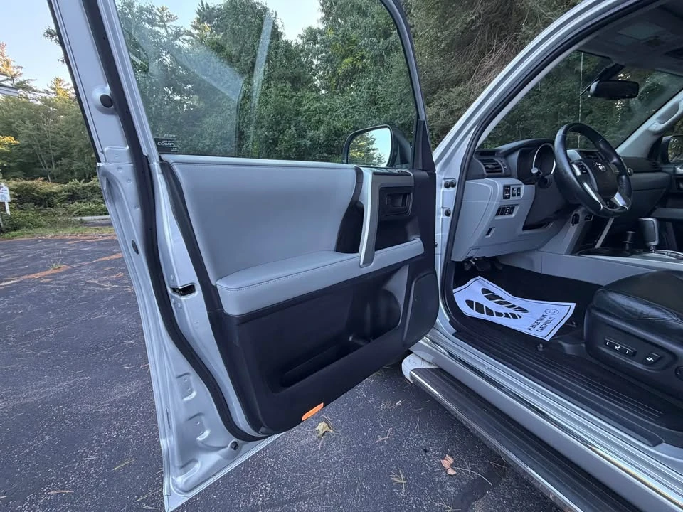2011 Toyota 4Runner 5th Gen - Image 2 of 19