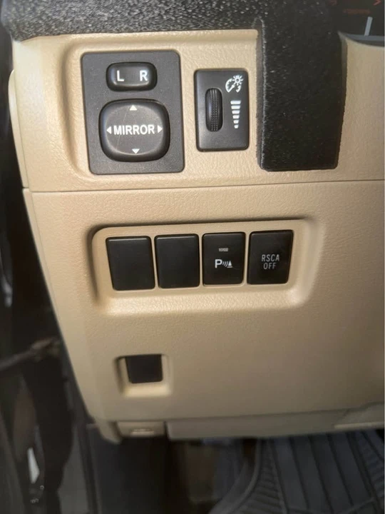 2011 Toyota 4Runner 5th Gen - Image 17 of 17