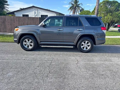 2011 Toyota 4Runner SR5 Premium Sport Utility 4D