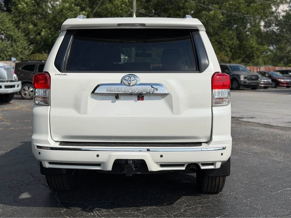 2011 Toyota 4Runner 5th Gen - Image 5 of 11