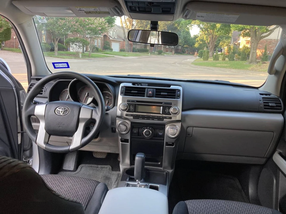 2011 Toyota 4Runner 5th Gen - Image 16 of 24