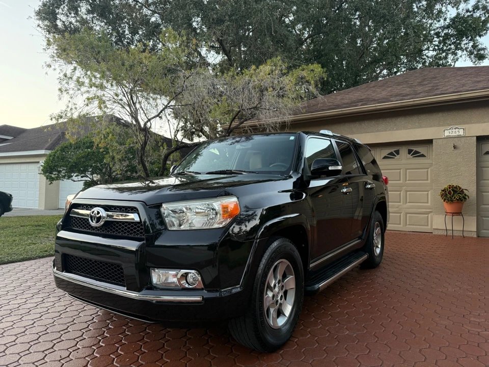 2011 Toyota 4Runner 5th Gen - Image 9 of 21
