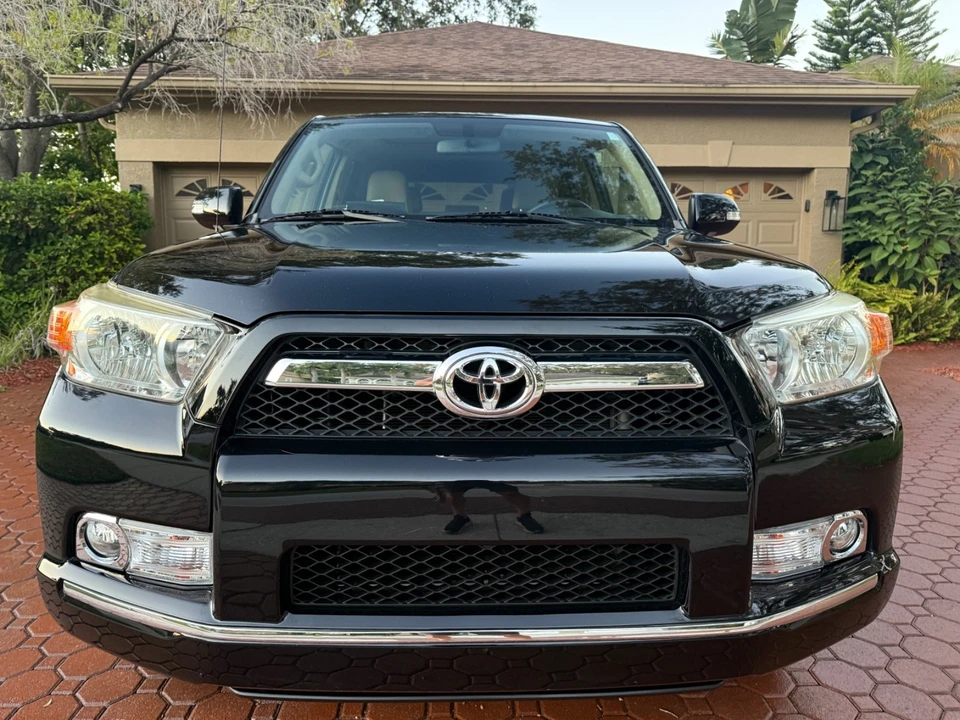 2011 Toyota 4Runner 5th Gen - Image 10 of 21