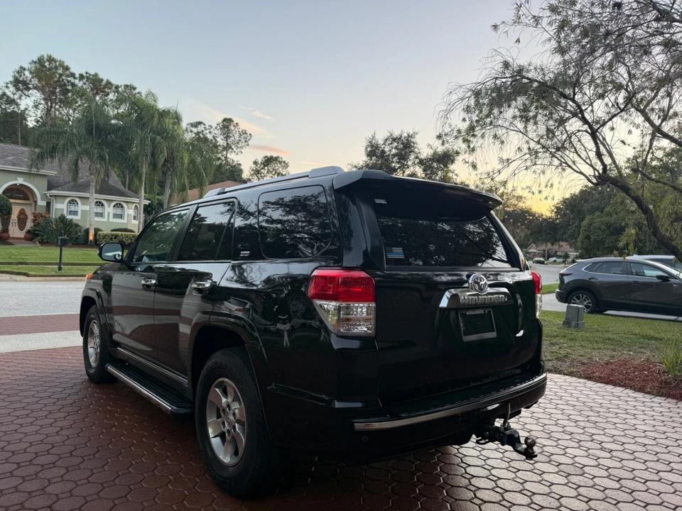 2011 Toyota 4Runner 5th Gen - Image 4 of 21