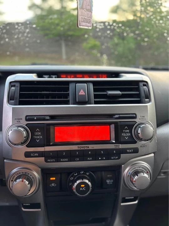 2011 Toyota 4Runner 5th Gen - Image 16 of 18