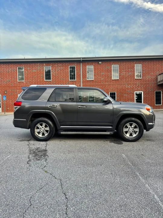 2011 Toyota 4Runner 5th Gen - Image 4 of 18