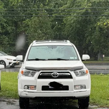 2011 Toyota 4Runner SR5 Sport Utility 2D
