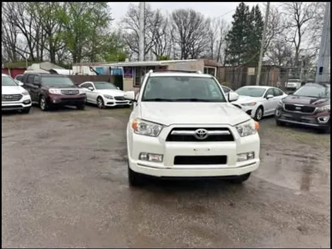 2011 Toyota 4Runner SR5 Sport Utility 2D