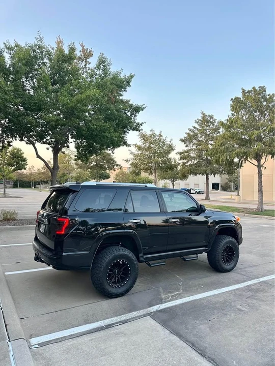 2011 Toyota 4Runner 5th Gen - Image 2 of 15