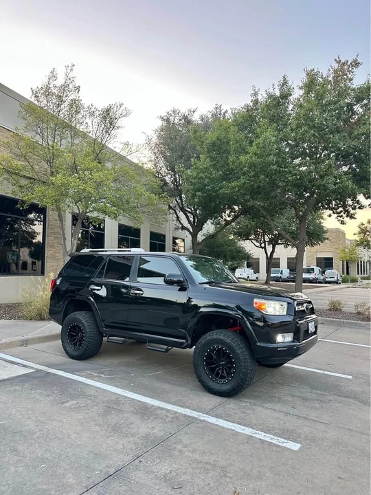 2011 Toyota 4Runner 5th Gen - Image 4 of 15