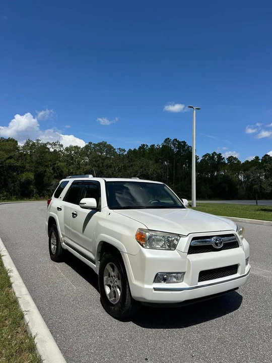 2011 Toyota 4Runner 5th Gen - Image 4 of 10