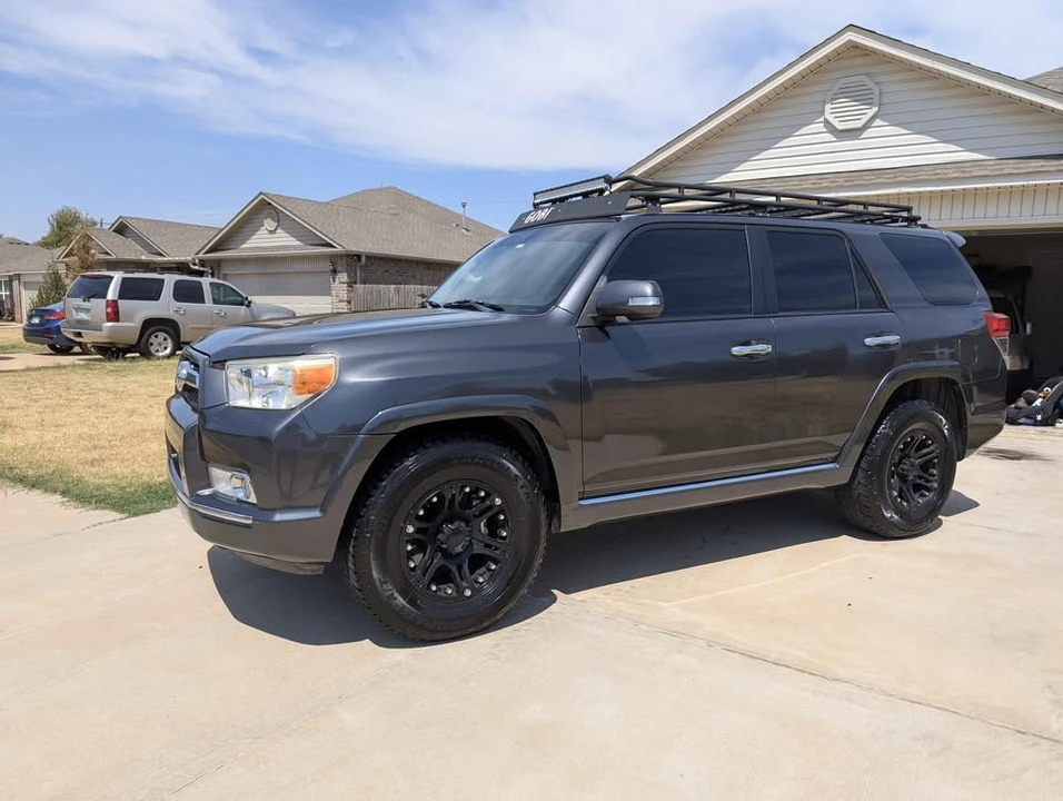 2011 Toyota 4Runner 5th Gen - Image 3 of 15