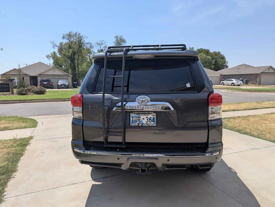 2011 Toyota 4Runner 5th Gen - Image 2 of 15