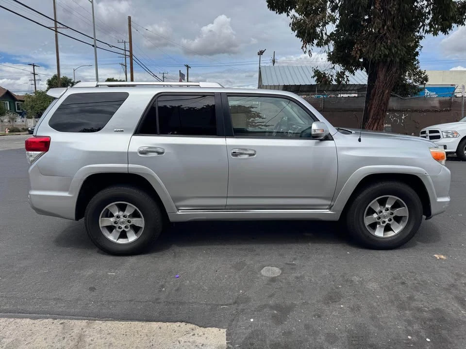 2011 Toyota 4Runner 5th Gen - Image 5 of 16