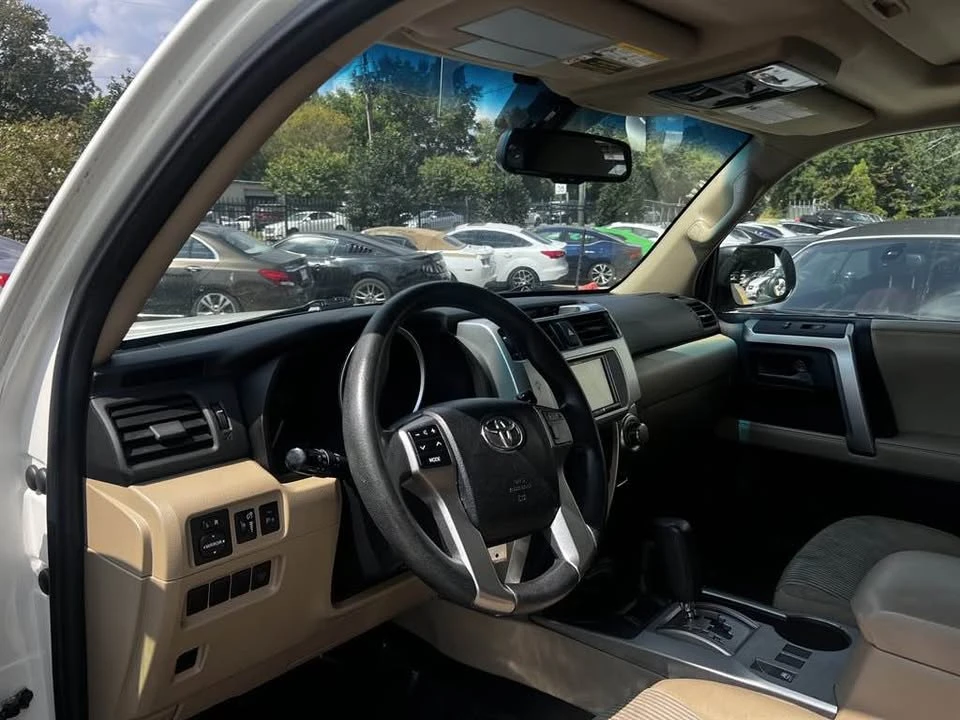 2011 Toyota 4Runner 5th Gen - Image 11 of 14