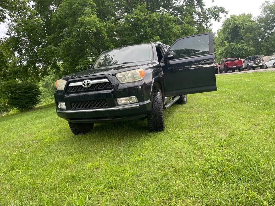 2011 Toyota 4Runner 5th Gen - Image 2 of 20