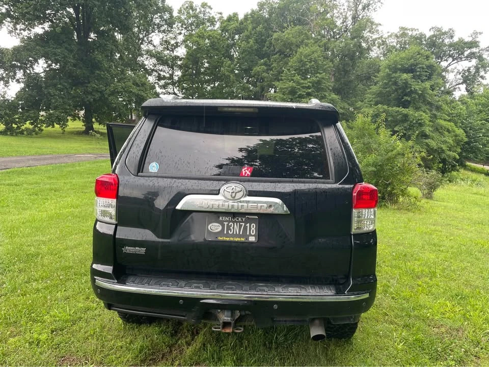 2011 Toyota 4Runner 5th Gen - Image 11 of 20
