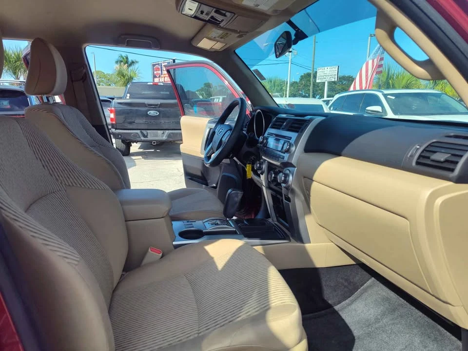2011 Toyota 4Runner 5th Gen - Image 17 of 18
