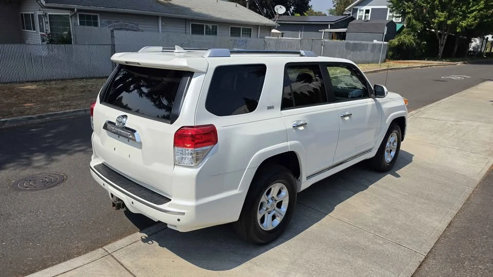 2011 Toyota 4Runner 5th Gen - Image 5 of 13