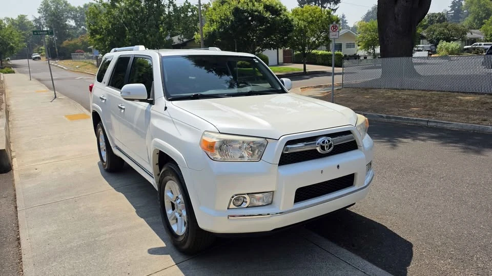 2011 Toyota 4Runner 5th Gen - Image 3 of 13