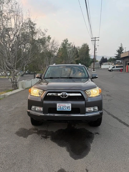 2011 Toyota 4Runner 5th Gen - Image 2 of 16