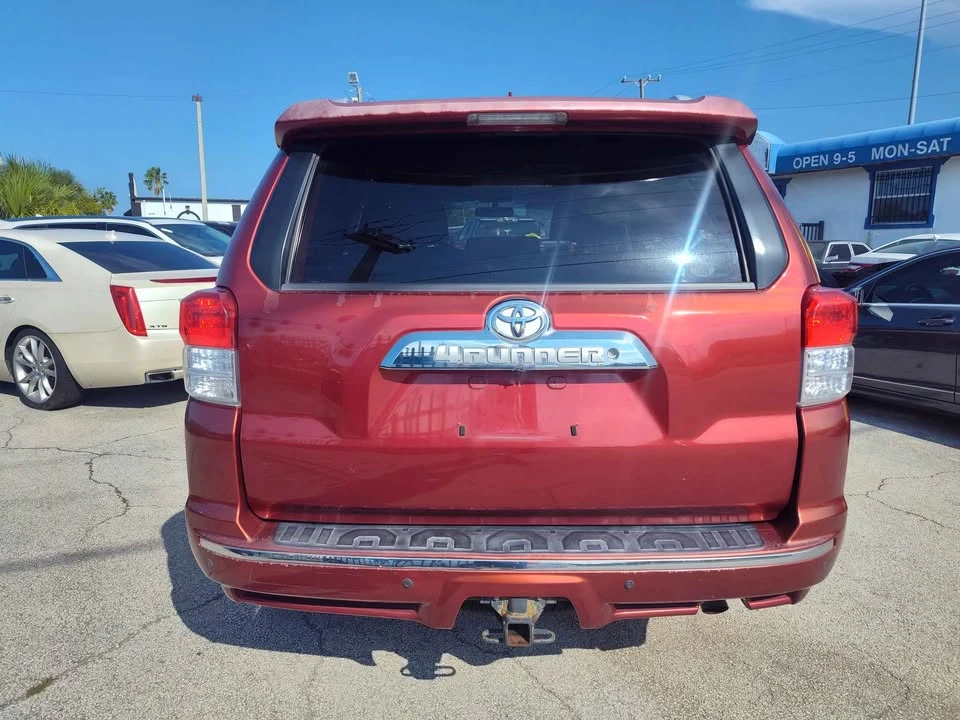 2011 Toyota 4Runner 5th Gen - Image 5 of 18