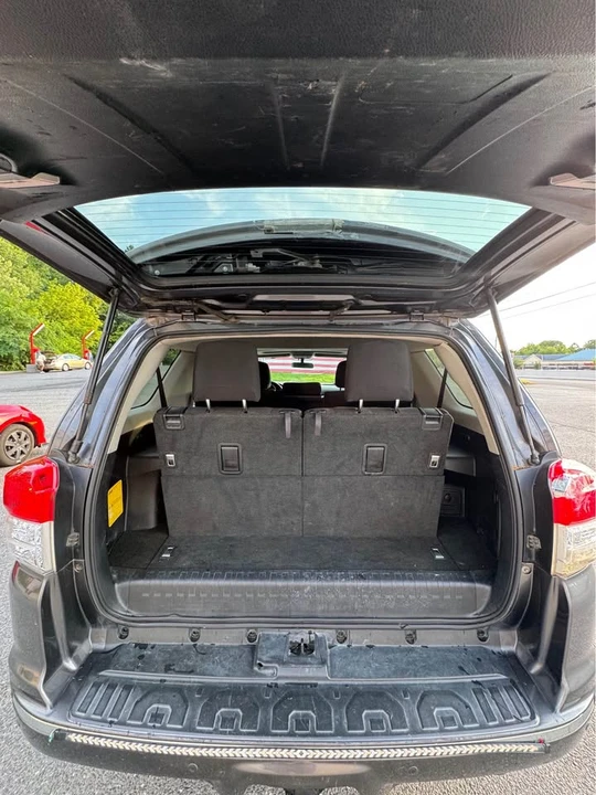 2011 Toyota 4Runner 5th Gen - Image 10 of 18