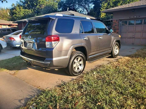 2011 Toyota 4Runner SR5 Sport Utility 4D
