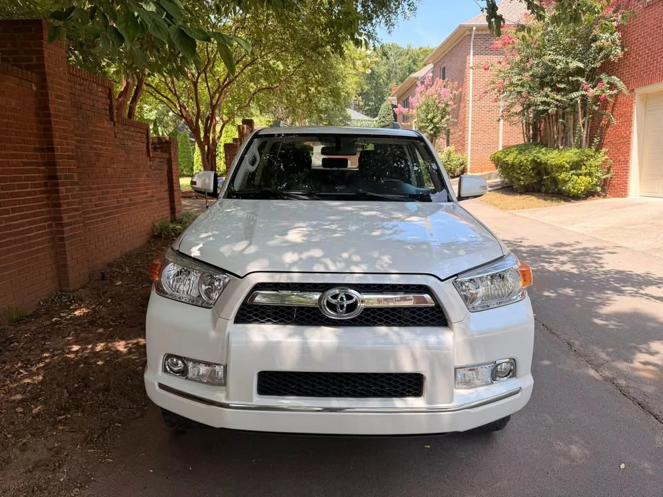 2011 Toyota 4Runner 5th Gen - Image 6 of 15