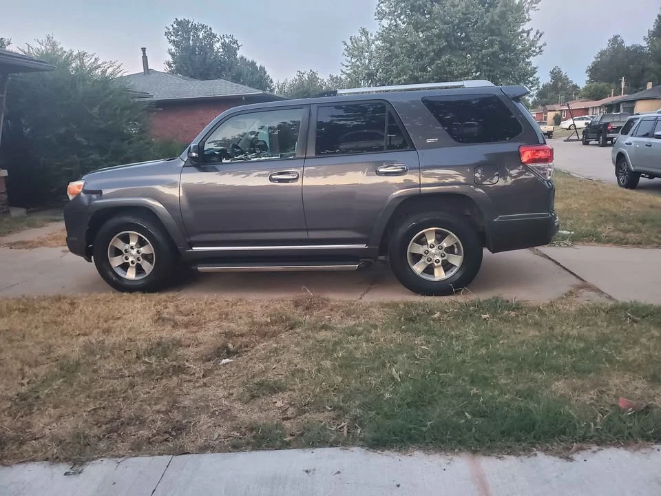 2011 Toyota 4Runner 5th Gen - Image 4 of 7