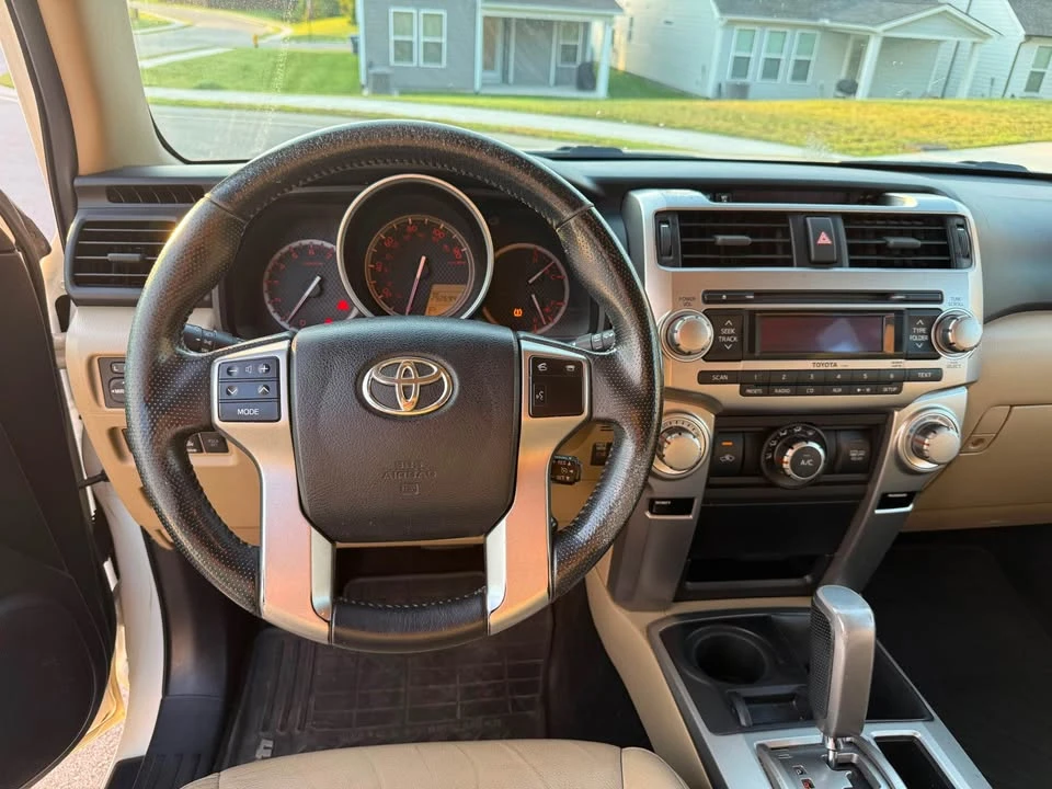 2011 Toyota 4Runner 5th Gen - Image 7 of 14