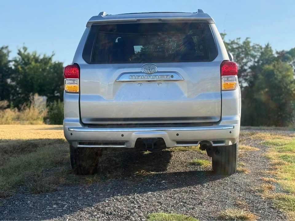 2011 Toyota 4Runner 5th Gen - Image 6 of 13