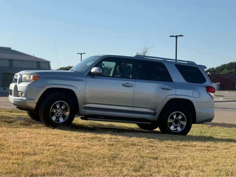 2011 Toyota 4Runner 5th Gen - Image 4 of 13