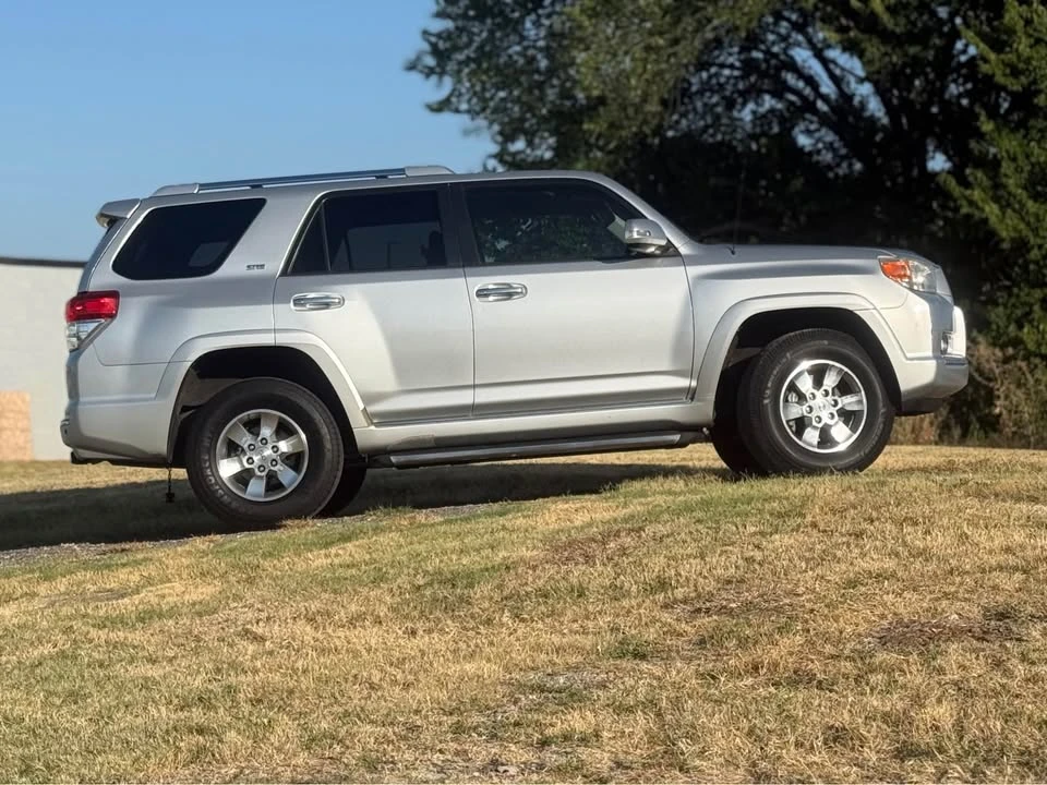 2011 Toyota 4Runner 5th Gen - Image 5 of 13