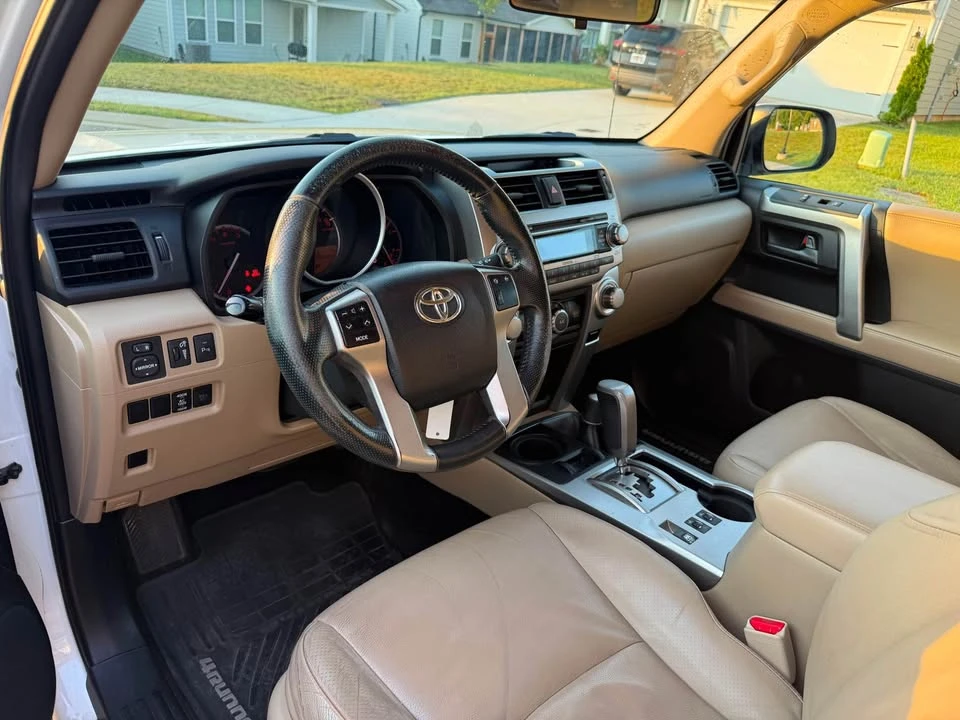 2011 Toyota 4Runner 5th Gen - Image 9 of 14