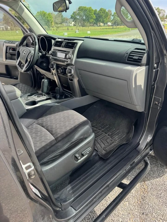 2011 Toyota 4Runner 5th Gen - Image 11 of 20