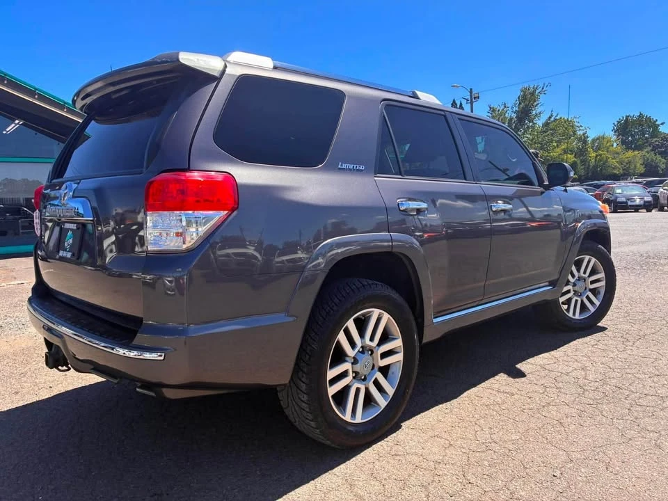 2011 Toyota 4Runner 5th Gen - Image 5 of 12
