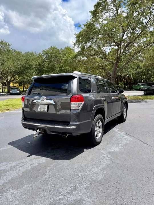 2011 Toyota 4Runner 5th Gen - Image 6 of 20
