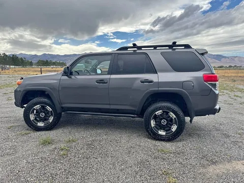 2011 Toyota 4Runner SR5 Sport Utility 4D