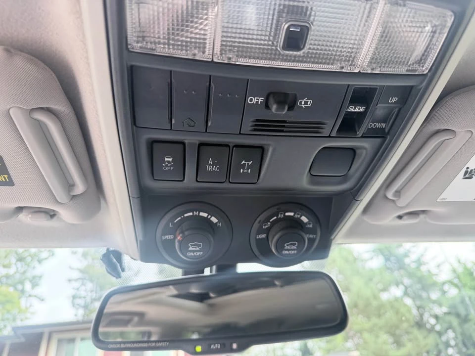 2011 Toyota 4Runner 5th Gen - Image 12 of 15